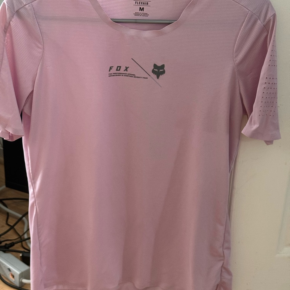 Fox Light Pink Performance Tee
Flexair